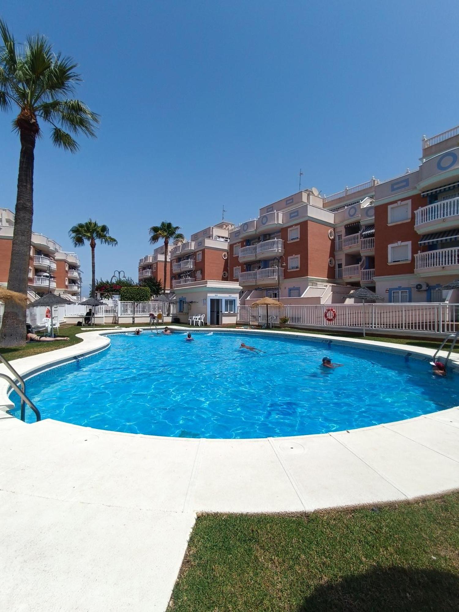 Apartamento Esbamar Рокетас-де-Мар Экстерьер фото